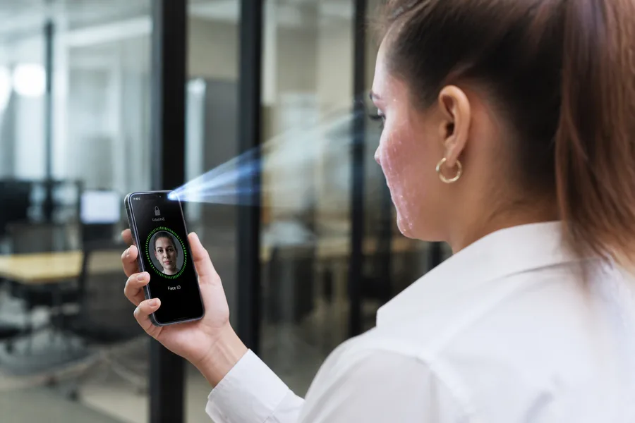 Secure Authentication for hybrid mobile app development